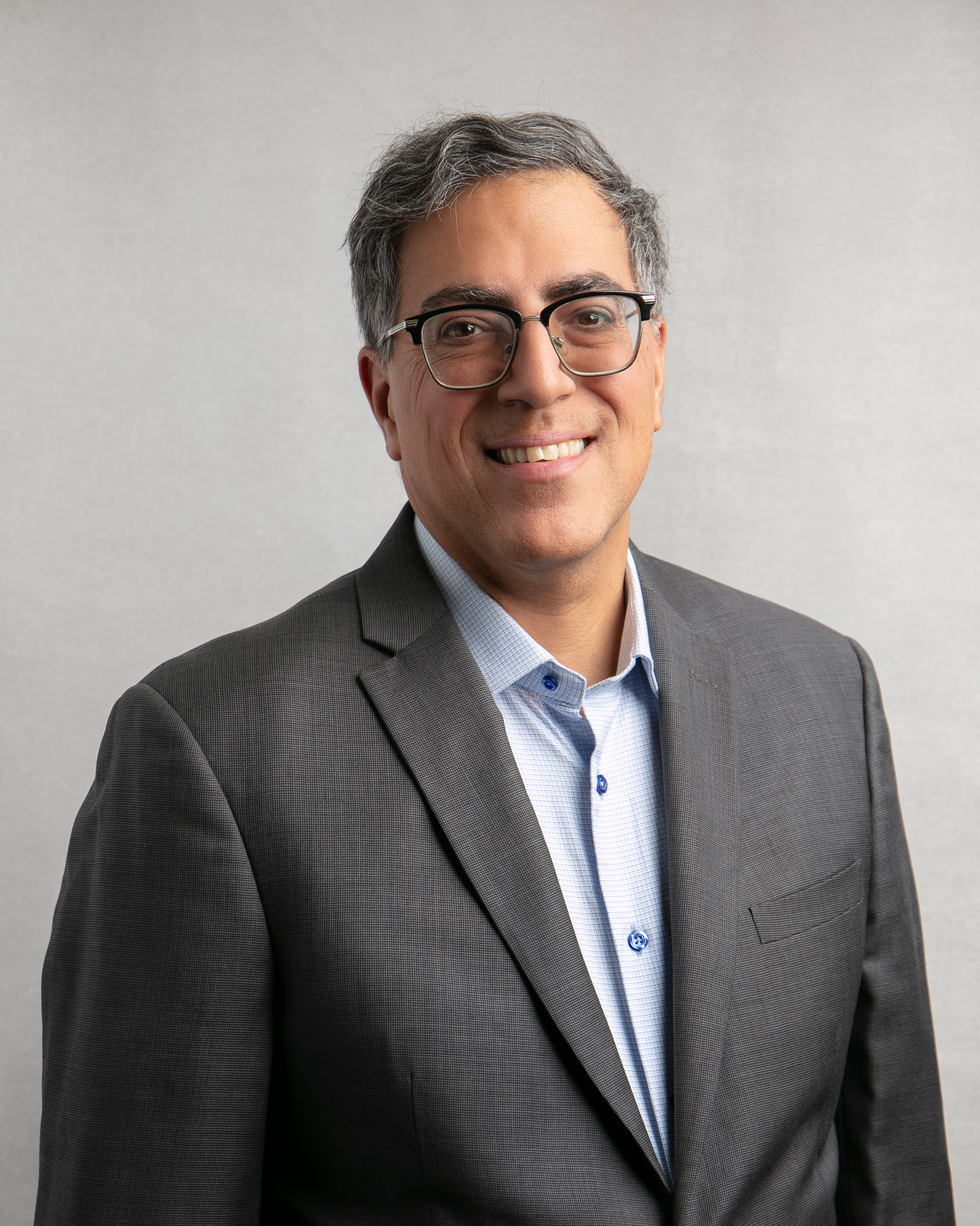 Dr. Farhan Taghizadeh