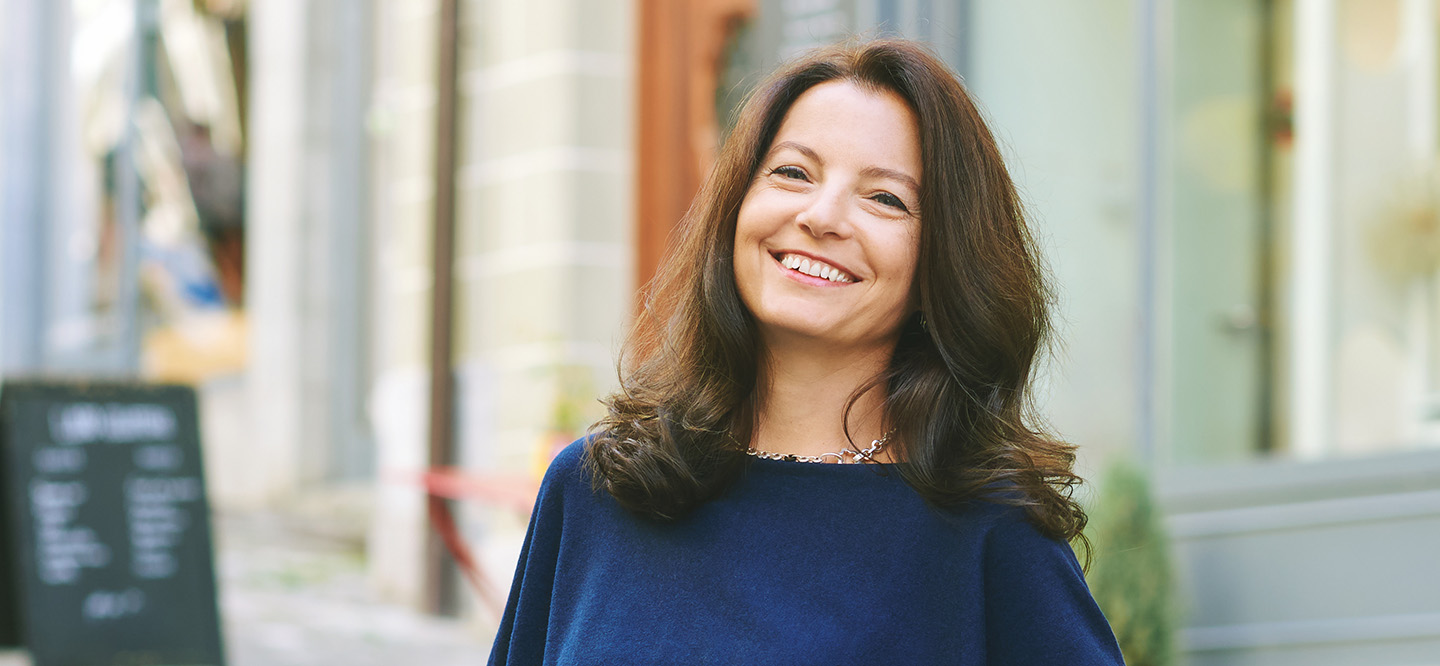 Laser Resurfacing vs Chemical Peel: Which Is Right for You?